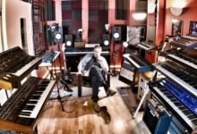 เพลงประกอบเกมดังกับ JAMES HANNIGAN ผู้ที่อยู่เบื้องหลังงานนี้