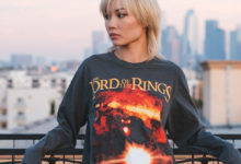 นึกว่าเสื้อทัวร์ชาวร็อคที่ไหนได้เสื้อ The Lord Of the Rings