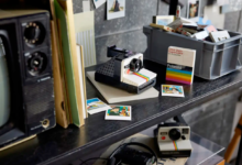 LEGO เอาใจสายย้อนยุคต่อกันให้เพลินกับกล้อง Polaroid