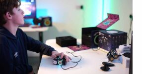 ByoWave เปิดตัวจอยควบคุม Proteus Controller สำหรับคนพิการ