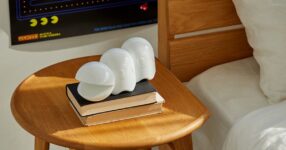 มาประดับห้องให้เก๋ ๆ สไตล์เกมเมอร์ยุคเก๋ากับไฟตกแต่ง PACMAN กันเถอะ