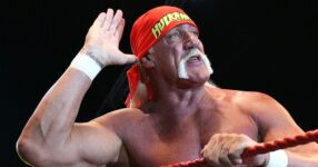 Hulk Hogan ตำนาน WWE เสียชีวิตด้วยวัย 71 ปี