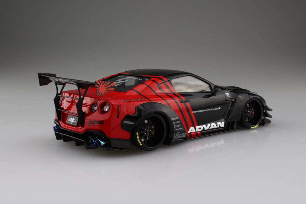 สวยจัด! โมเดลพลาสติก LB★Works R35 GT-R type 2 Ver.2 3 R35