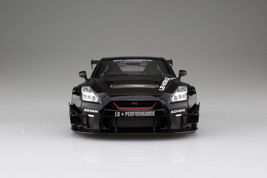 สวยจัด! โมเดลพลาสติก LB★Works R35 GT-R type 2 Ver.2 6 R35