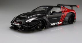 สวยจัด! โมเดลพลาสติก LB★Works R35 GT-R type 2 Ver.2