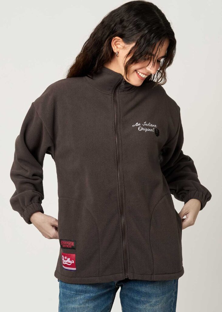 เตรียมต้อนรับการฉายส่งท้ายซีซั่นด้วยเสื้อผ้าคอลเลคชั่นใหม่ Stranger Things 13 Stranger Things