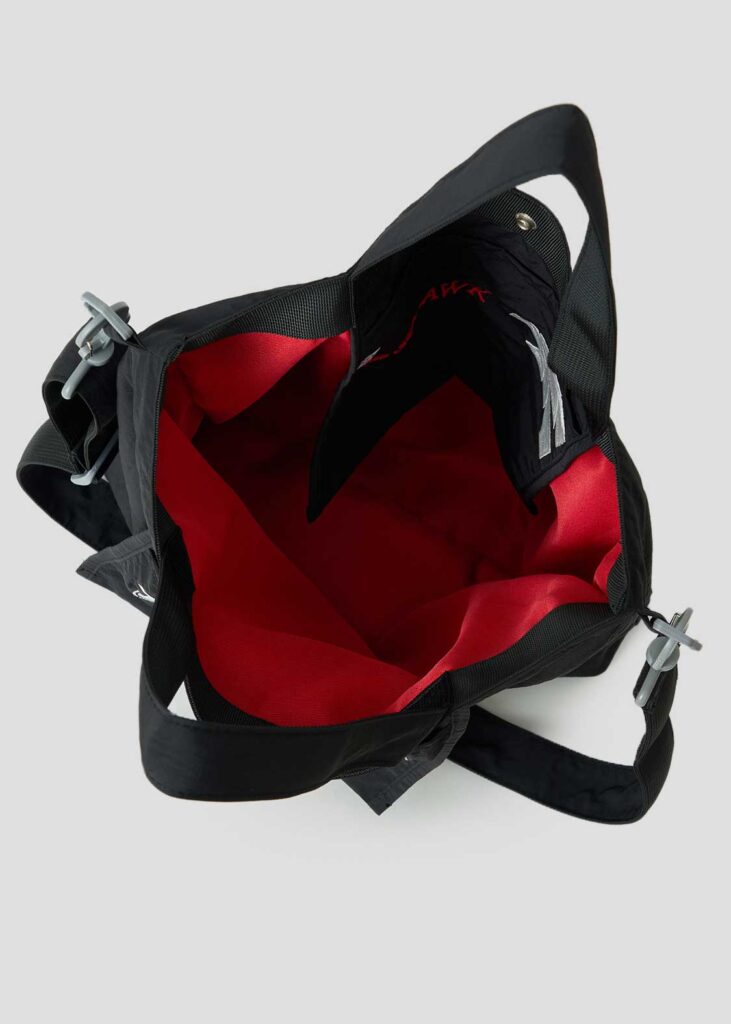 เตรียมต้อนรับการฉายส่งท้ายซีซั่นด้วยเสื้อผ้าคอลเลคชั่นใหม่ Stranger Things 33 Stranger Things