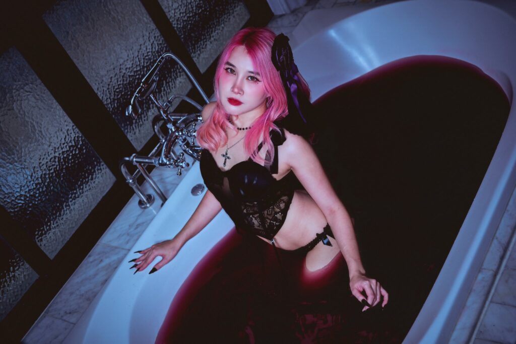Rubyvamp อีกาสามขาแห่งโลก Isekai ที่จะขโมยหัวใจแฟนๆ ไปแบบไม่รู้ตัว 5 Rubyvamp อีกาสามขาแห่งโลก Isekai ที่จะขโมยหัวใจแฟนๆ ไปแบบไม่รู้ตัว