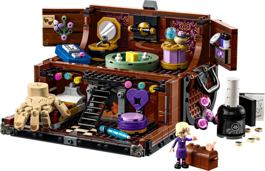 LEGO Thing’s Apartment ห้องลับของ “มือเพื่อนรัก” จาก Wednesday
