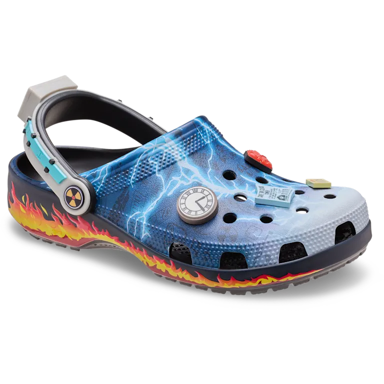 Crocs จะพาคุณไปย้อนเวลากับรองเท้า Back to the Future 6 Back to the Future