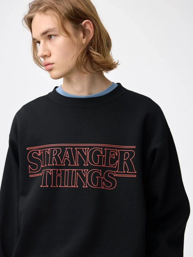 เสื้อผ้าคอลเลคชั่นใหม่เฉลิมฉลองตอนจบของซีรีส์ Stranger Things 6 Stranger Things