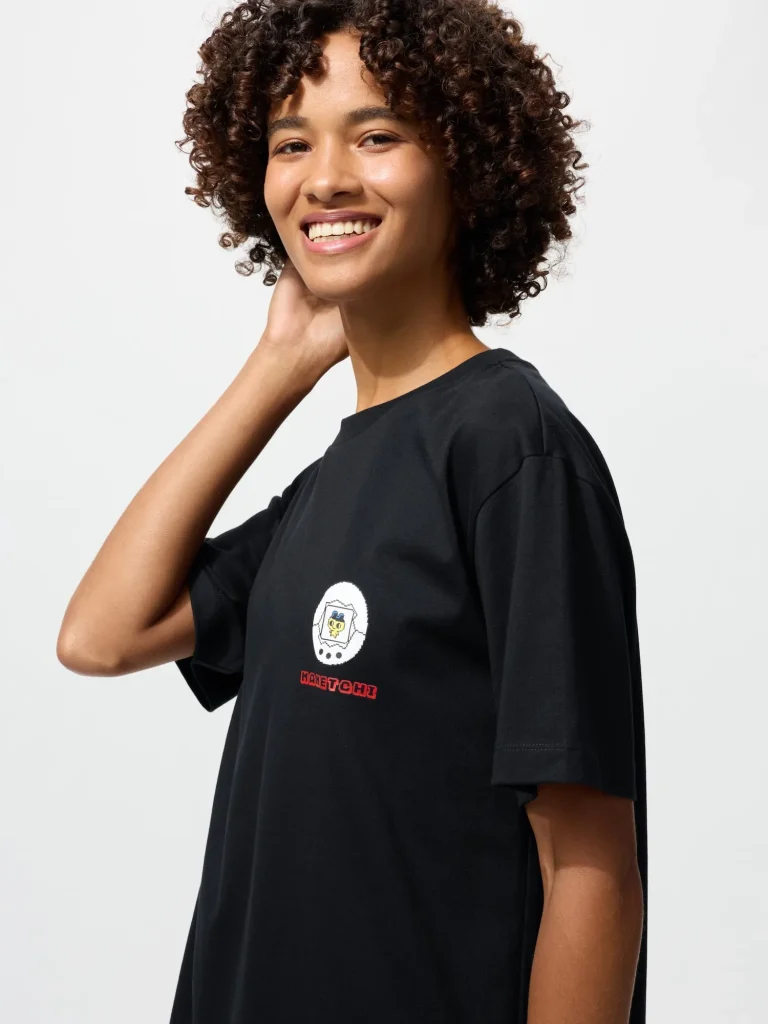 UNIQLO ประเทศญี่ปุ่นเตรียมปล่อยคอลเลคชั่นใหม่ร่วมกับ Tamagotchi 8 UNIQLO