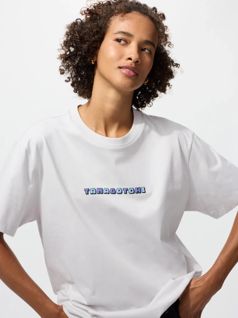 UNIQLO ประเทศญี่ปุ่นเตรียมปล่อยคอลเลคชั่นใหม่ร่วมกับ Tamagotchi 5 UNIQLO