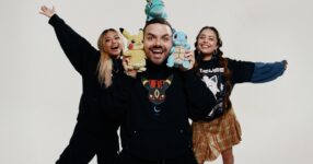 คอลเลคชั่นสตรีทแวร์ในธีม Pokemon สุดเท่จาก 100 Thieves เปิดตัวอย่างเป็นทางการแล้ว