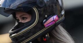 Bluetooth สุดเท่จาก ASMAX x EVA RACING