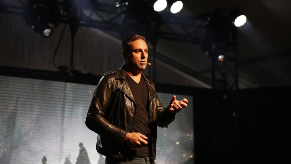 เกมระดับ AAA ทีมจะเล็กลง? คิดแบบอดีต Creative Director เกม Assassin’s Creed