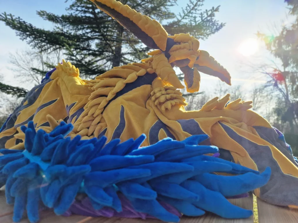 งานฝีมือสุดแจ่ม! ทำตุ๊กตาผ้า Rey Dau จาก Monster Hunter 5 Monster Hunter