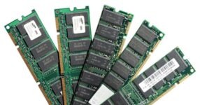 ร้านคอมพิวเตอร์ต่างประเทศถอด RAM จากเครื่องโชว์ออกหวั่นโดนขโมย