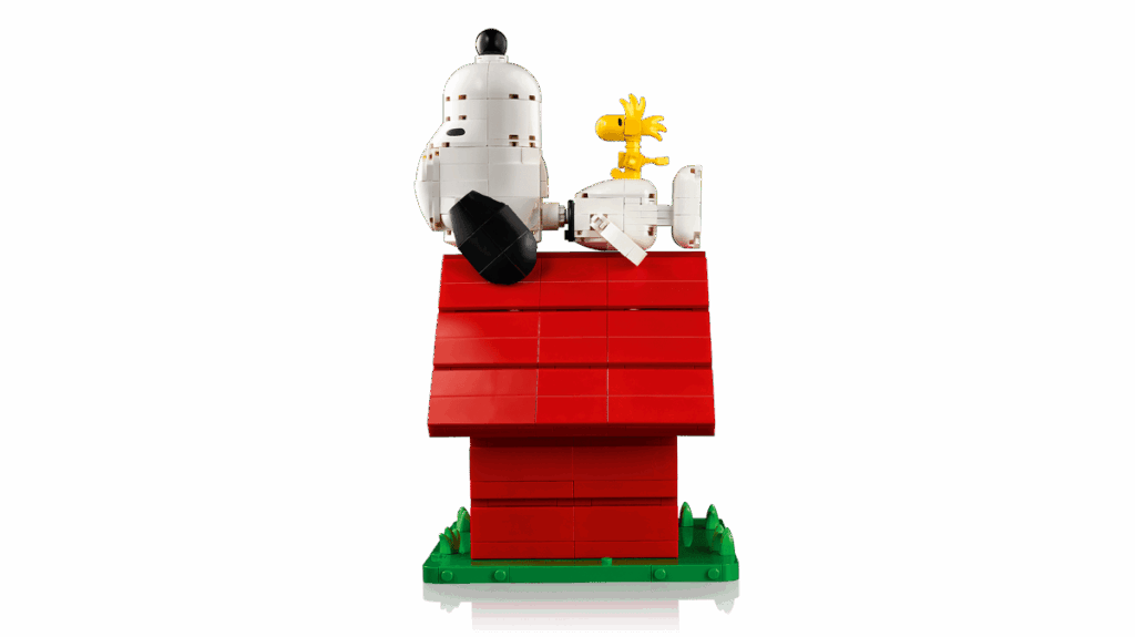 LEGO เปิดตัว Snoopy’s Doghouse ฉลอง 75 ปี Peanuts เซ็ตสะสมที่แฟนสนูปี้ไม่ควรพลาด 7 LEGO เปิดตัว Snoopy’s Doghouse ฉลอง 75 ปี Peanuts เซ็ตสะสมที่แฟนสนูปี้ไม่ควรพลาด