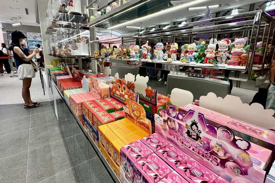 สิงคโปร์เตรียมคุม “Blind Box” หวั่นพฤติกรรมลุ้นสุ่มเสี่ยงคล้ายการพนัน