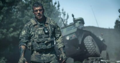 War Machine แอ็กชันไซไฟสุดบ้าพลัง Alan Ritchson ไปสู้กับหุ่นรบต่างดาว