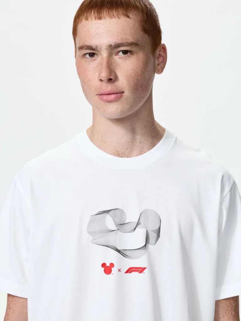 เรียบง่ายแต่เท่! UNIQLO x Disney x Formula 1® 2 Disney