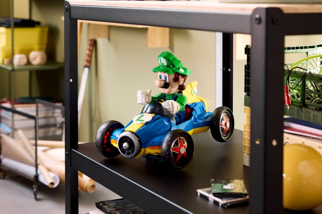 LEGO Mario Kart Luigi Mach 8