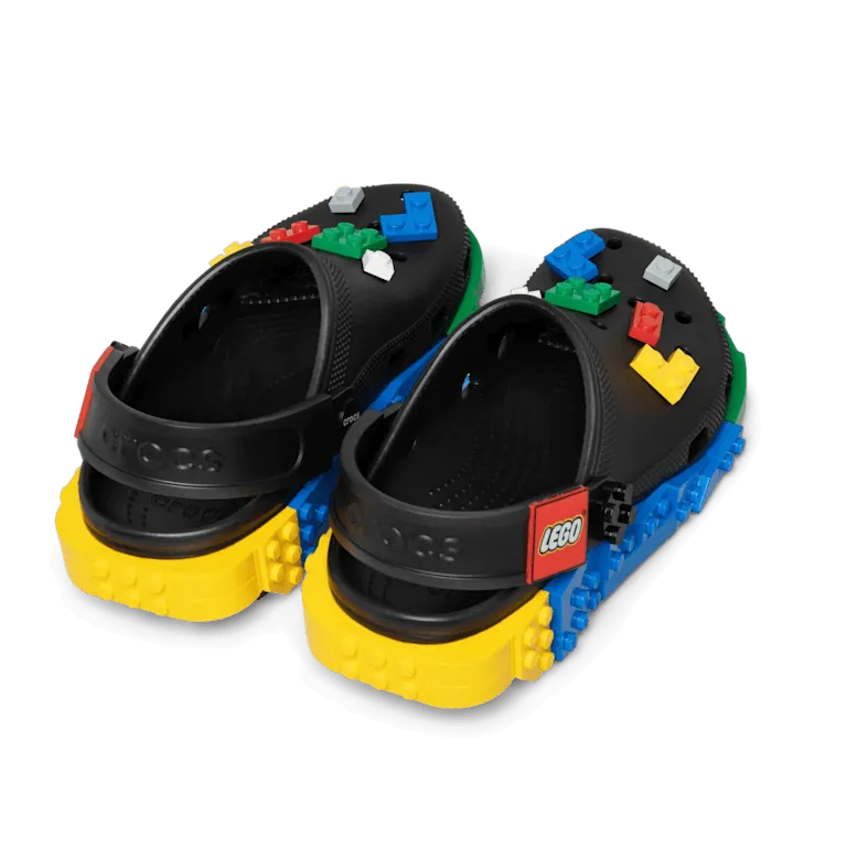 สนุกได้ในทุก ๆ วันกับรองเท้าสุดสร้างสรรค์ Crocs x LEGO 12 LEGO