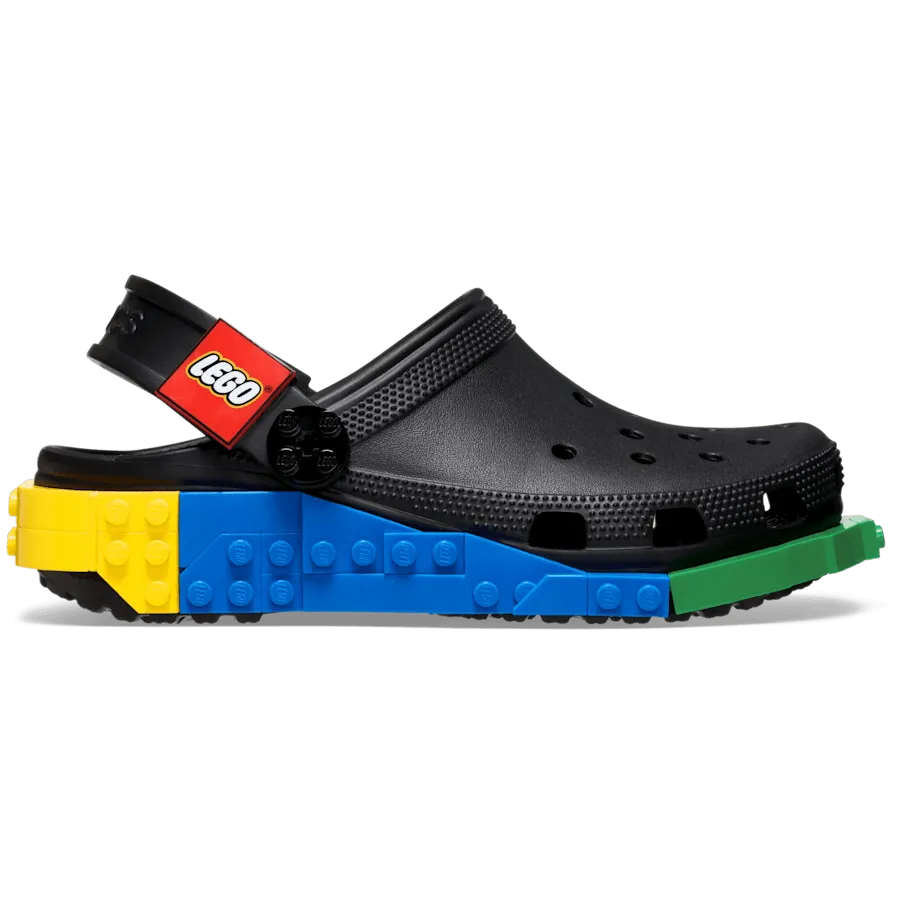 สนุกได้ในทุก ๆ วันกับรองเท้าสุดสร้างสรรค์ Crocs x LEGO 2 LEGO