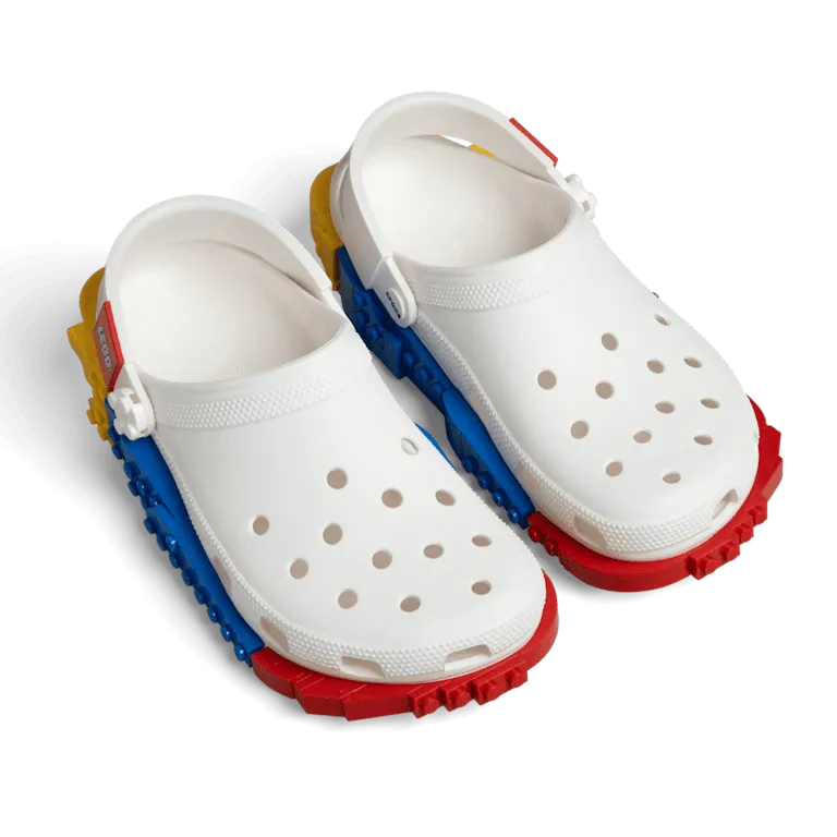 สนุกได้ในทุก ๆ วันกับรองเท้าสุดสร้างสรรค์ Crocs x LEGO 7 LEGO
