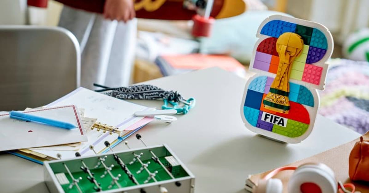 LEGO FIFA World Cup 2026 Official Emblem เซ็ตสะสมโลโก้ฟุตบอลโลก