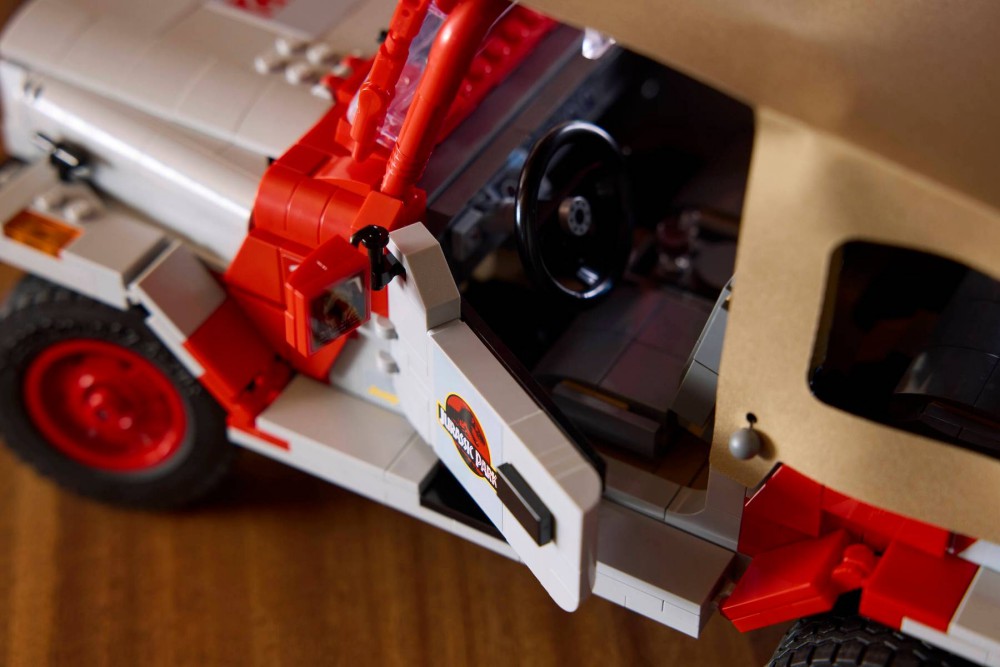 LEGO Jurassic Park Jeep Wrangler เปิดตัว! ชุดสะสมสุดเท่สำหรับแฟนโลกล้านปี