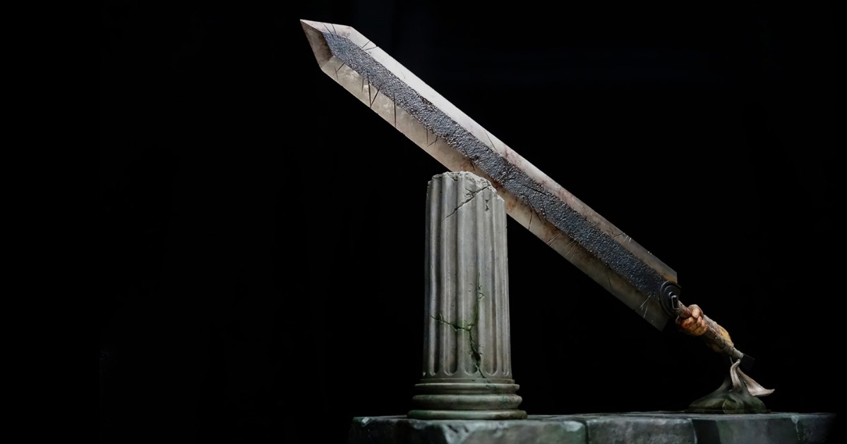 งานสะสมแบบลิมิเต็ด ดาบ Dragon Slayer จาก Berserk