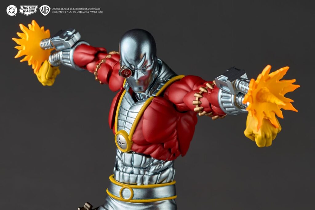 Deadshot จาก Suicide Squad ได้ถูกนำผลิตเป็นฟิกเกอร์ของ Revoltech Amazing Yamaguchi แล้ว 4 Deadshot
