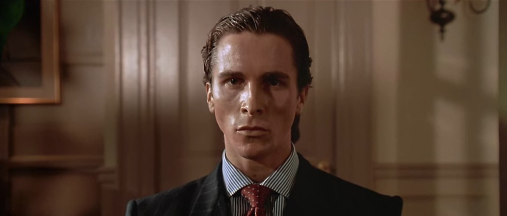 เกิดอะไรขึ้นกับแพทริค เบทแมน? ชวนวิเคราะห์ตัวละคร จาก American Psycho เมื่อคนรวยกลายเป็นฆาตกรต่อเนื่อง