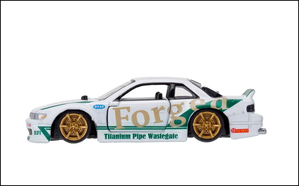 TOMICA