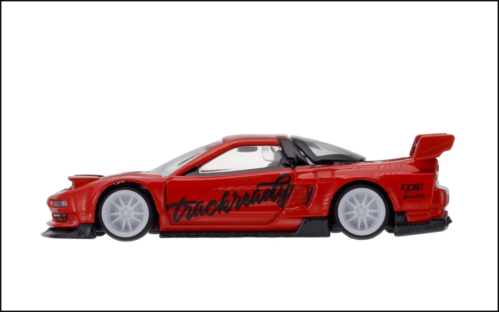 TOMICA
