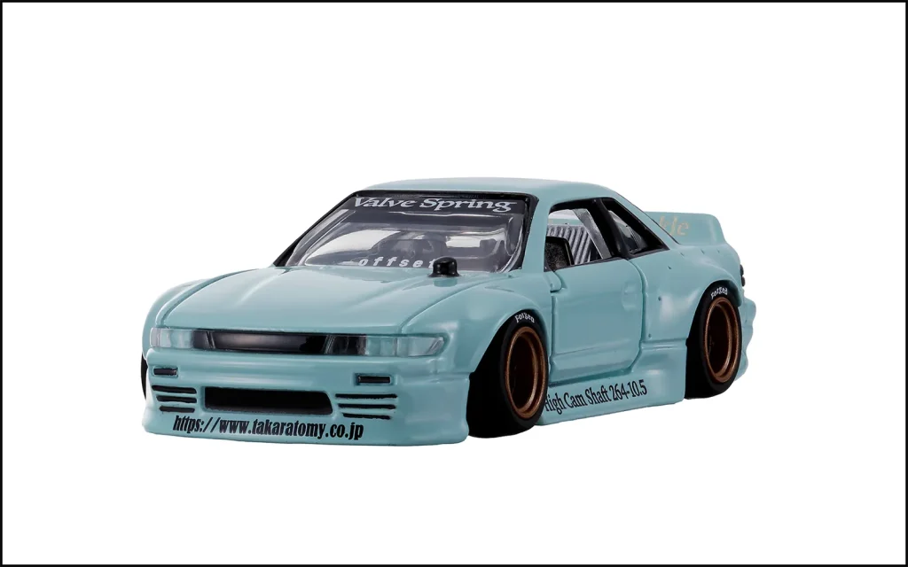 TOMICA