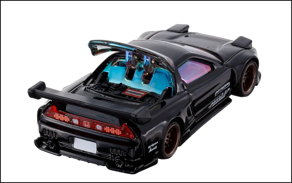 TOMICA