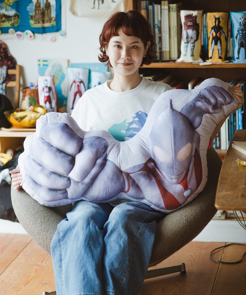 น่าหนุนนอนหมอนอิงไดคัทจากซีรีส์ ULTRAMAN 3 ULTRAMAN