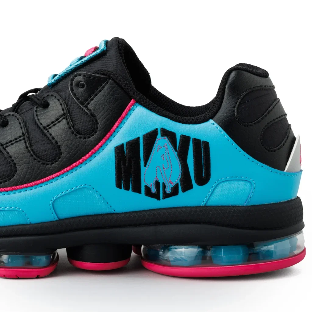 คอลเลคชั่นรองเท้ารุ่นพิเศษธีม Hatsune Miku x FILA 9 Miku