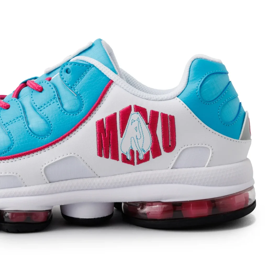คอลเลคชั่นรองเท้ารุ่นพิเศษธีม Hatsune Miku x FILA 5 Miku