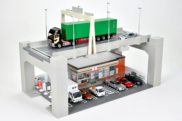 TOMICA