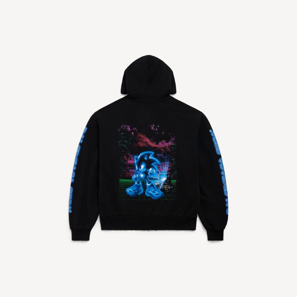 เครื่องแต่งกายคอลเลคชั่นพิเศษ Balenciaga x SEGA 7 Balenciaga