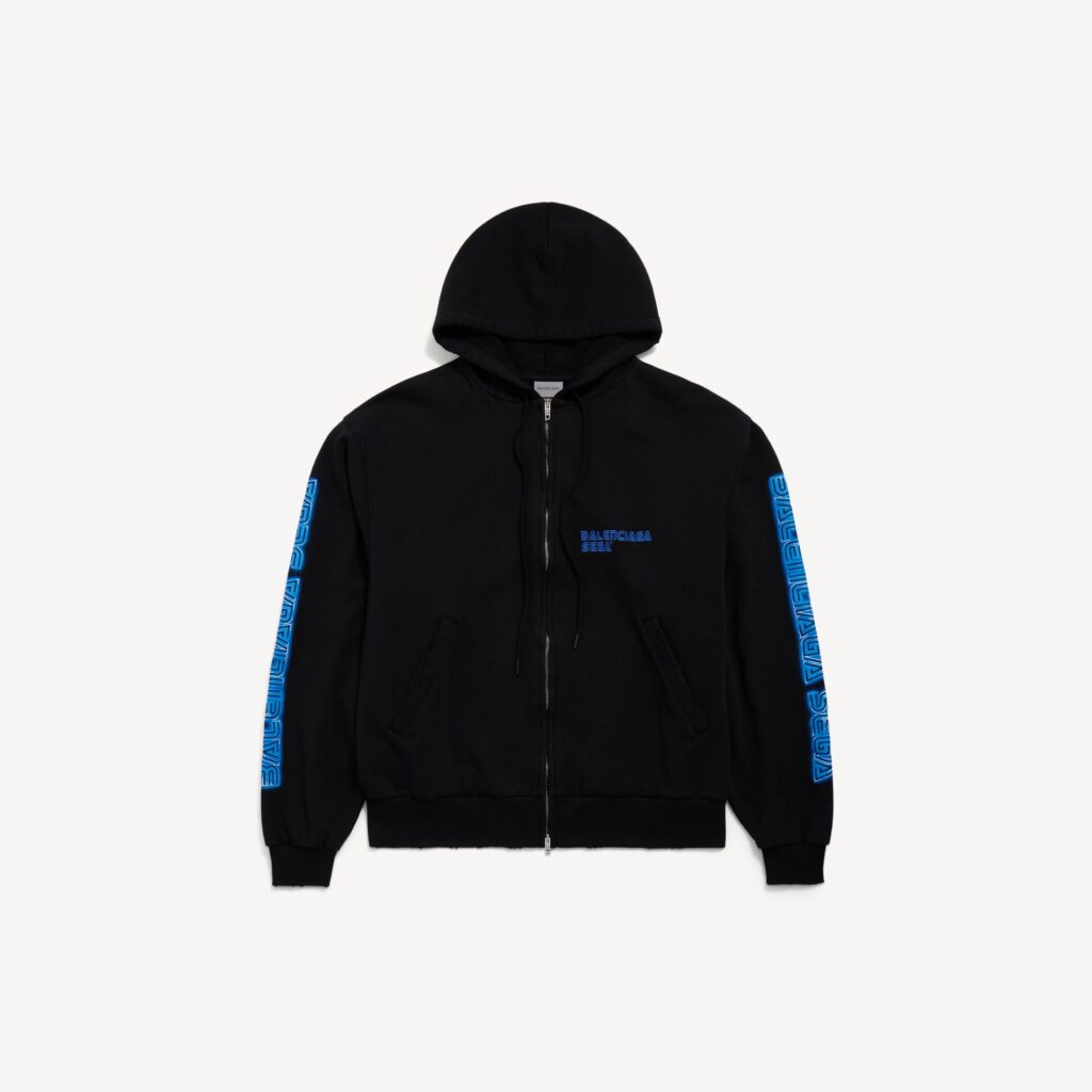 เครื่องแต่งกายคอลเลคชั่นพิเศษ Balenciaga x SEGA 6 Balenciaga