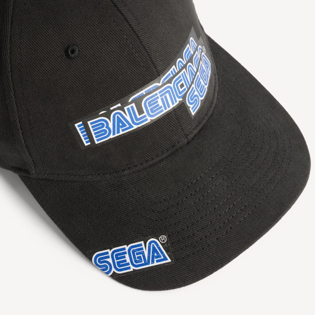 เครื่องแต่งกายคอลเลคชั่นพิเศษ Balenciaga x SEGA 5 Balenciaga