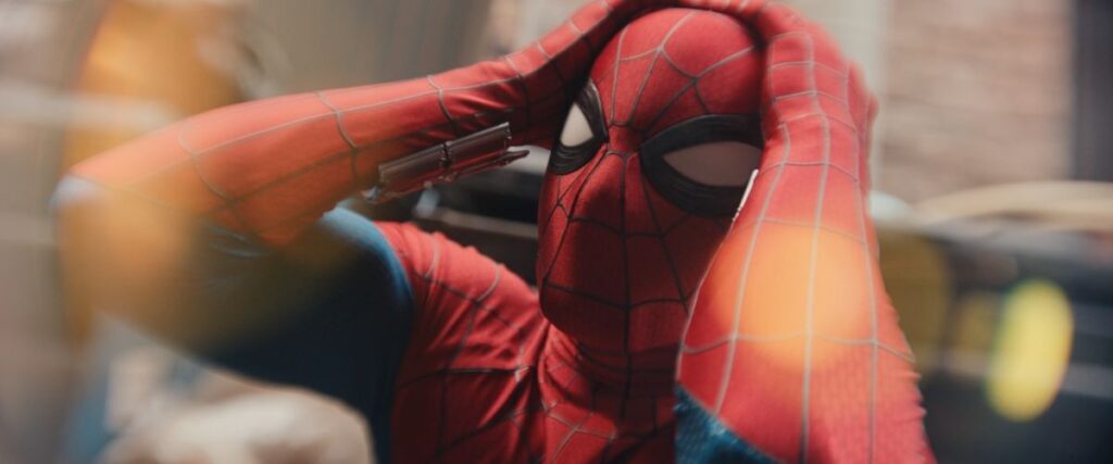 Spider-Man โค่น Star Wars ขึ้นแท่นหนังทำเงินสูงสุดในสหรัฐฯ