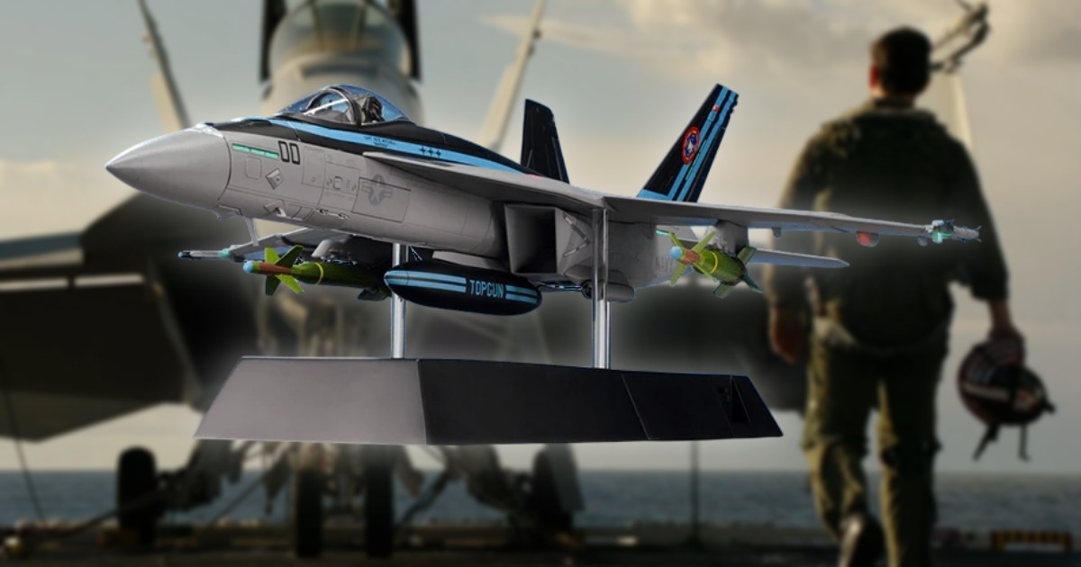 โมเดลเครื่องบินขับไล่สุดเท่จาก Top Gun Maverick
