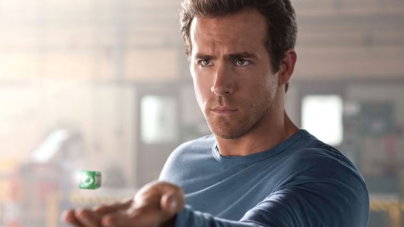 Ryan Reynolds อยากโผล่แจม Lanterns หลังผ่านไป 15 ปี
