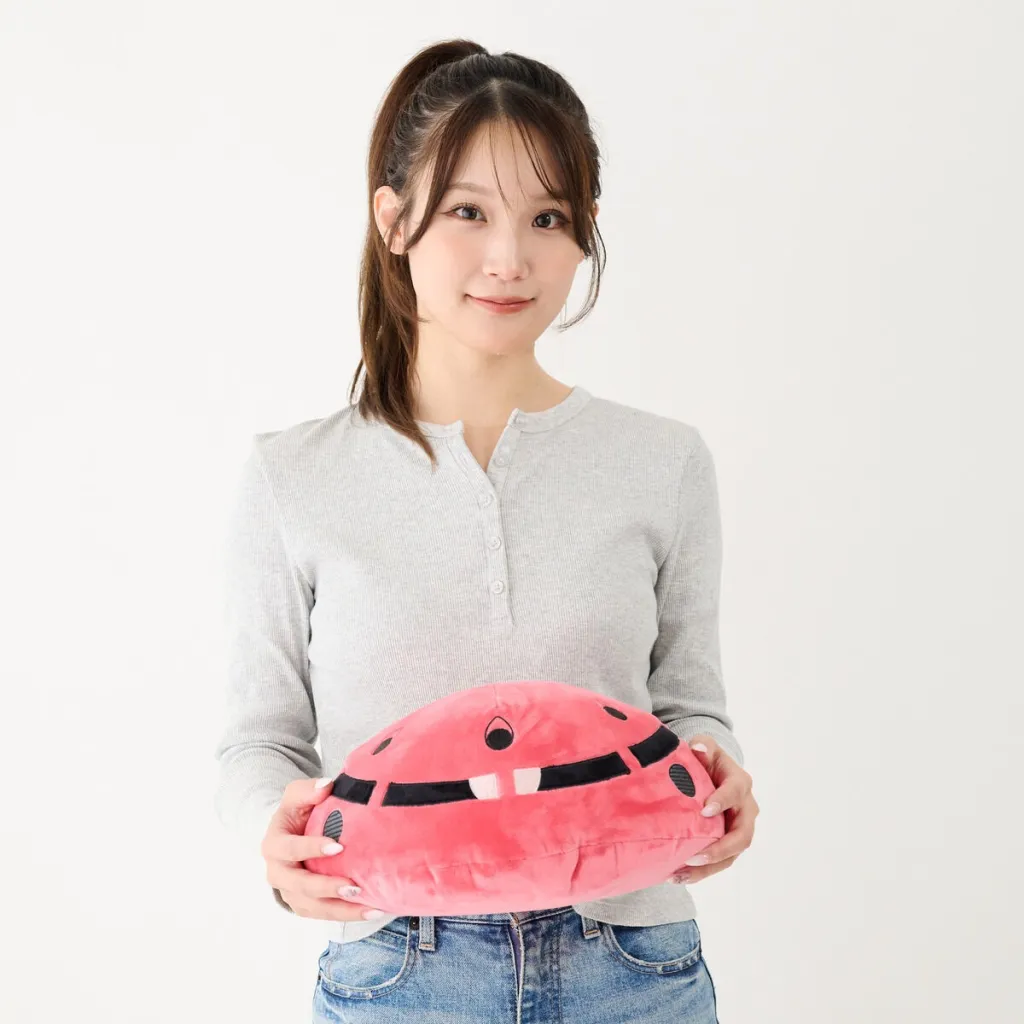 หมอนแขน Z’Gok จาก Gundam ใส่คอสเพลย์ได้ แถมงีบได้ด้วย